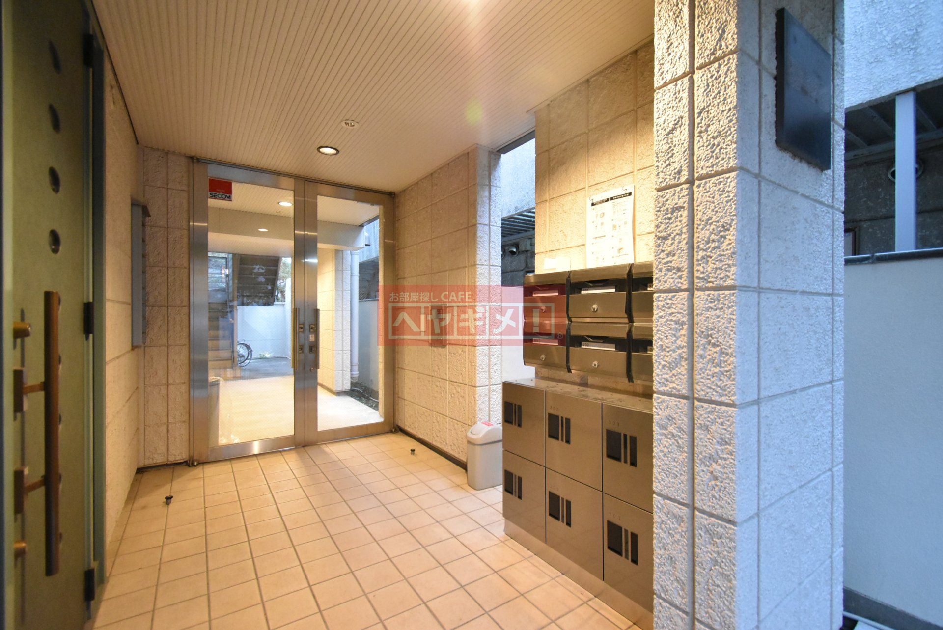 建物エントランス