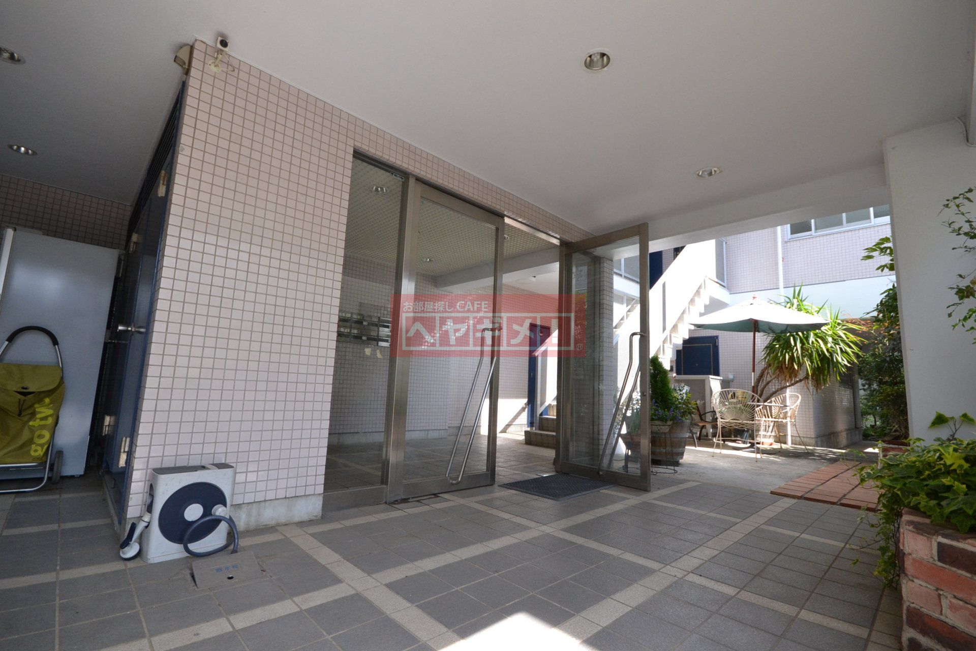 建物エントランス