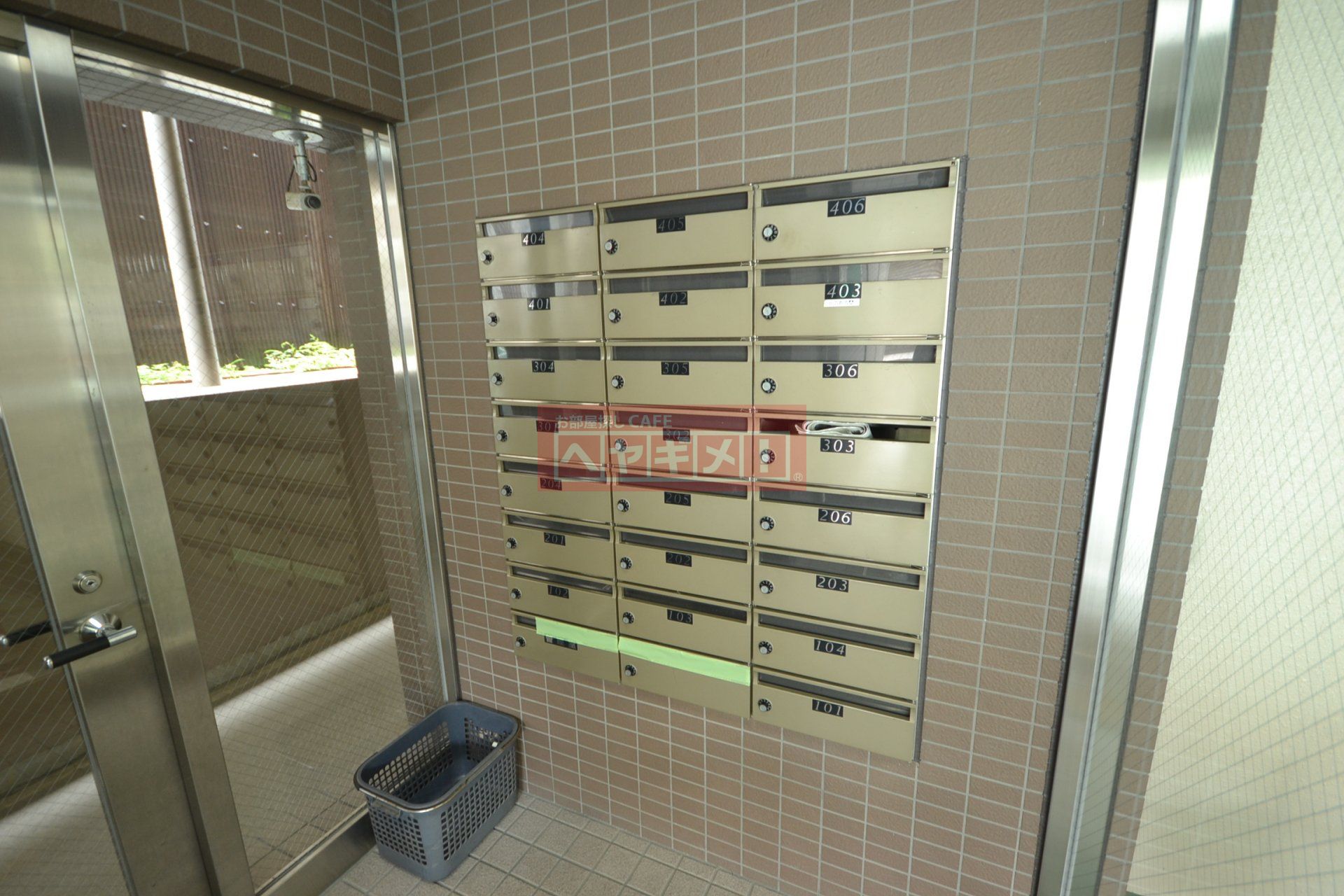 建物エントランス