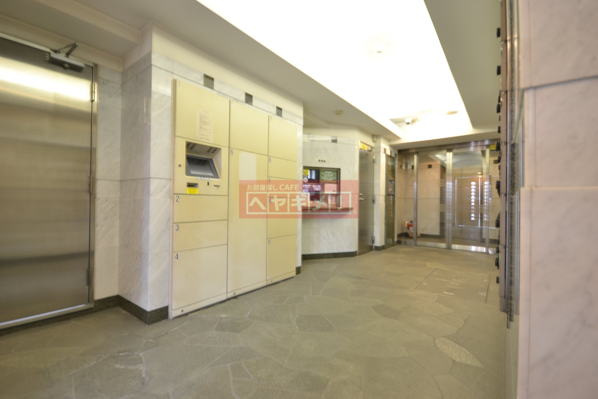 建物エントランス