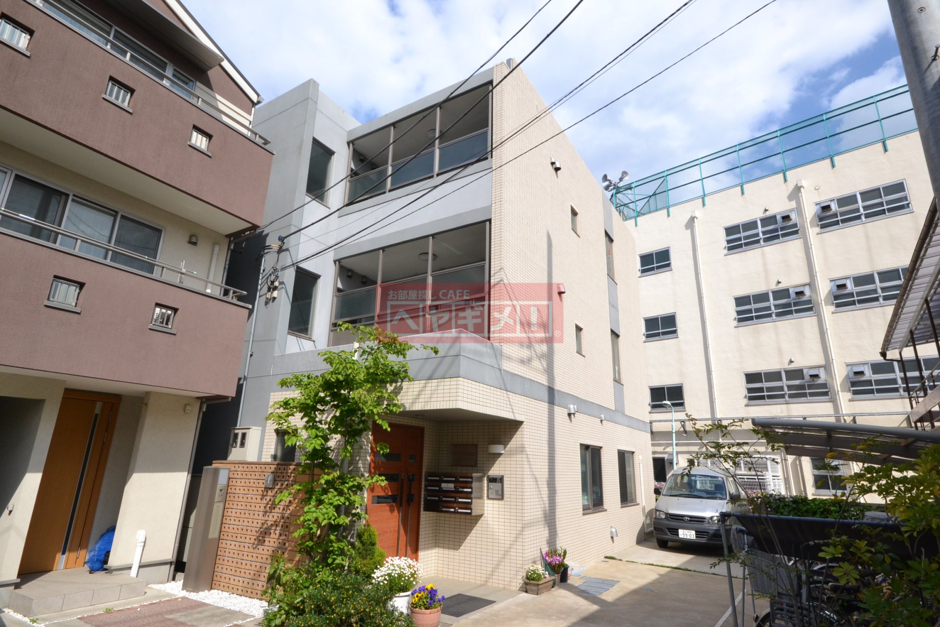 建物エントランス