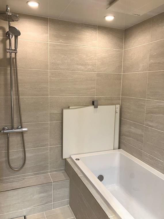 シャワールーム