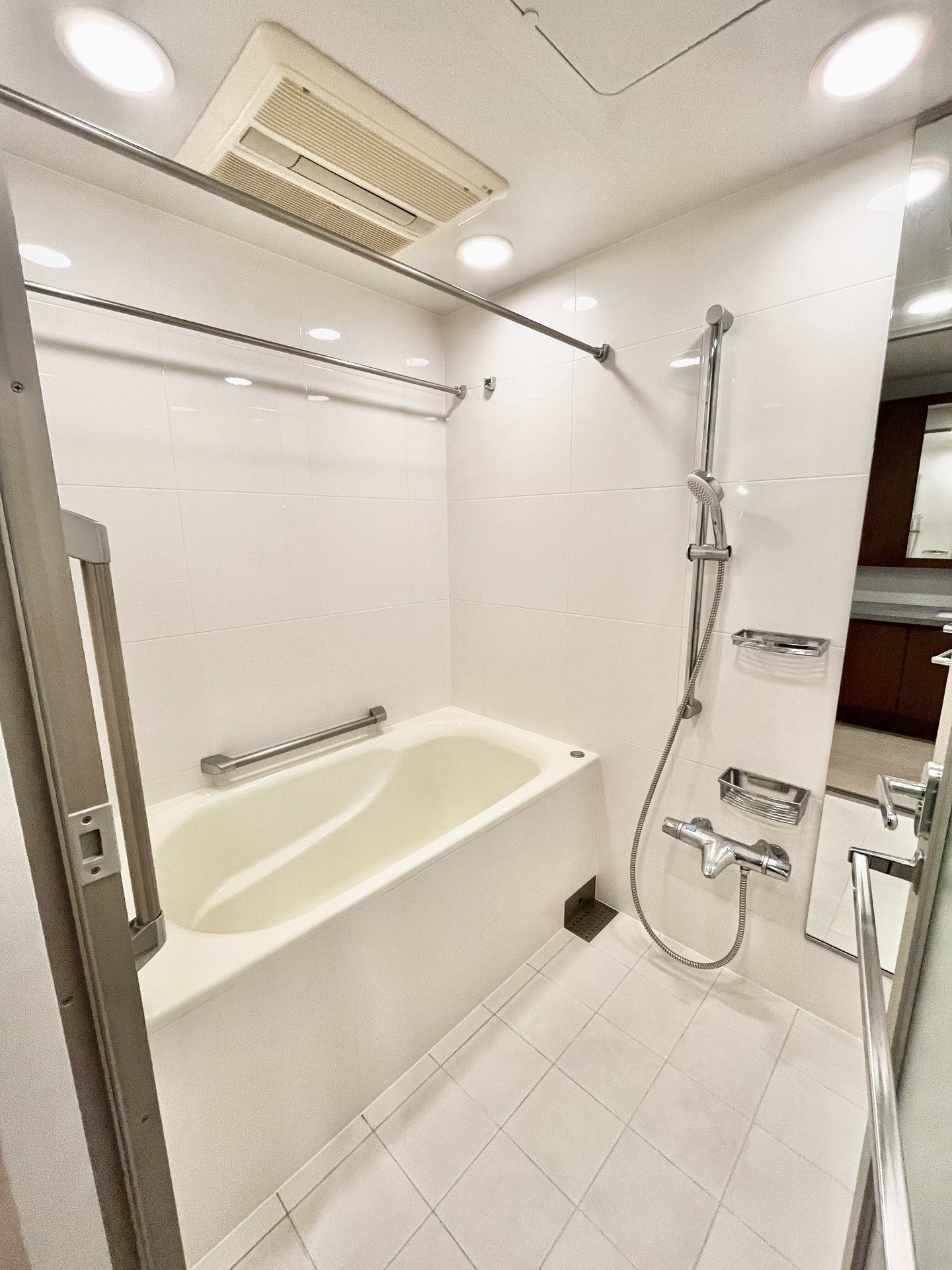 シャワールーム