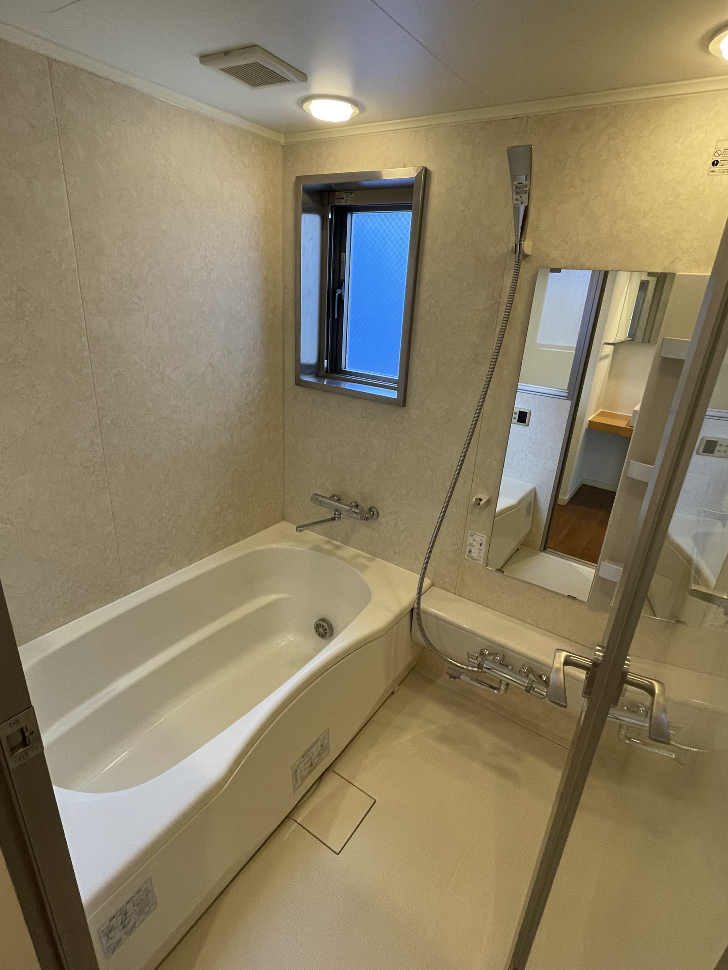 シャワールーム