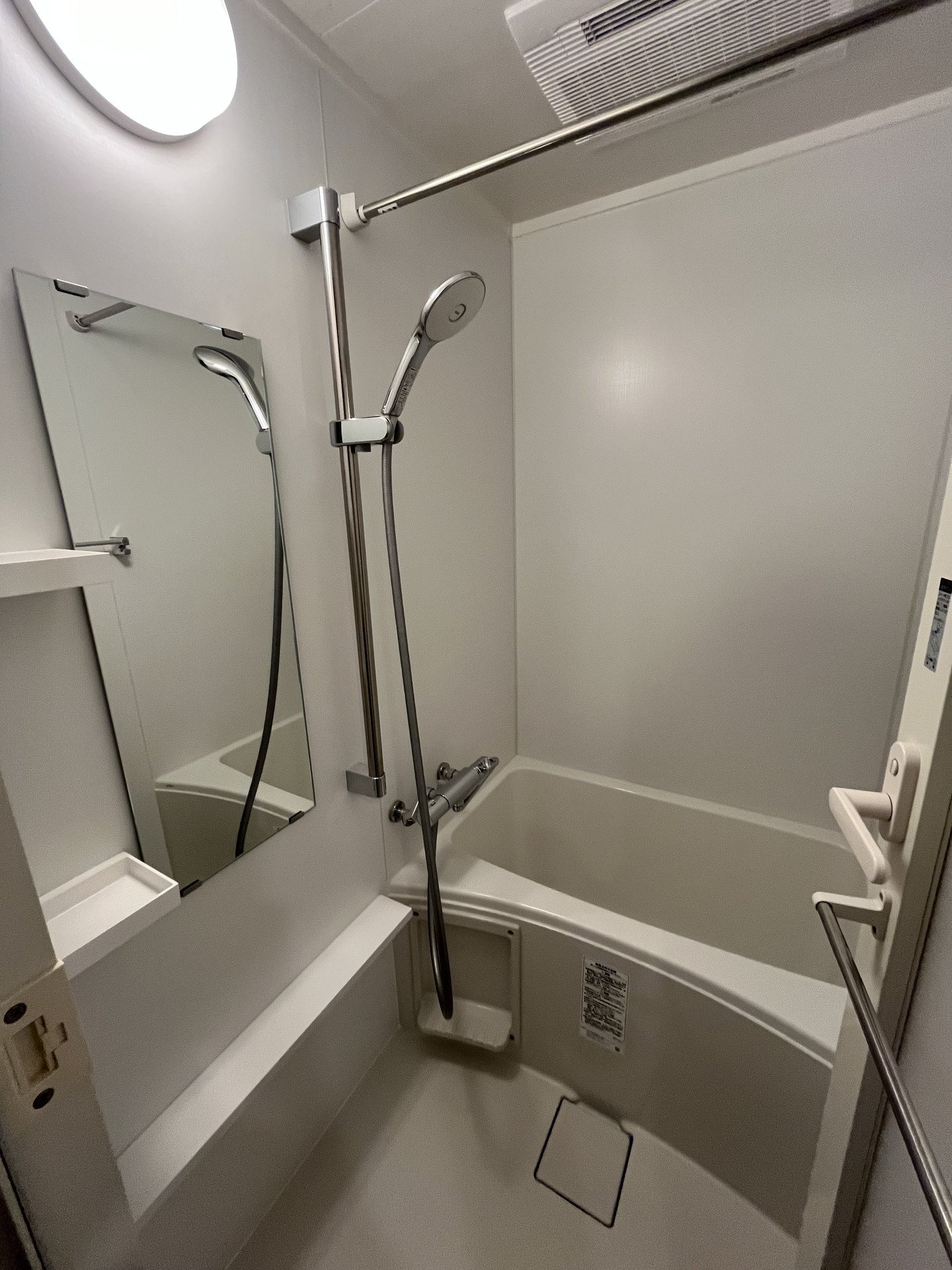 シャワールーム