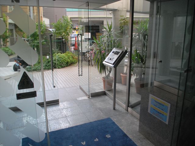 建物エントランス