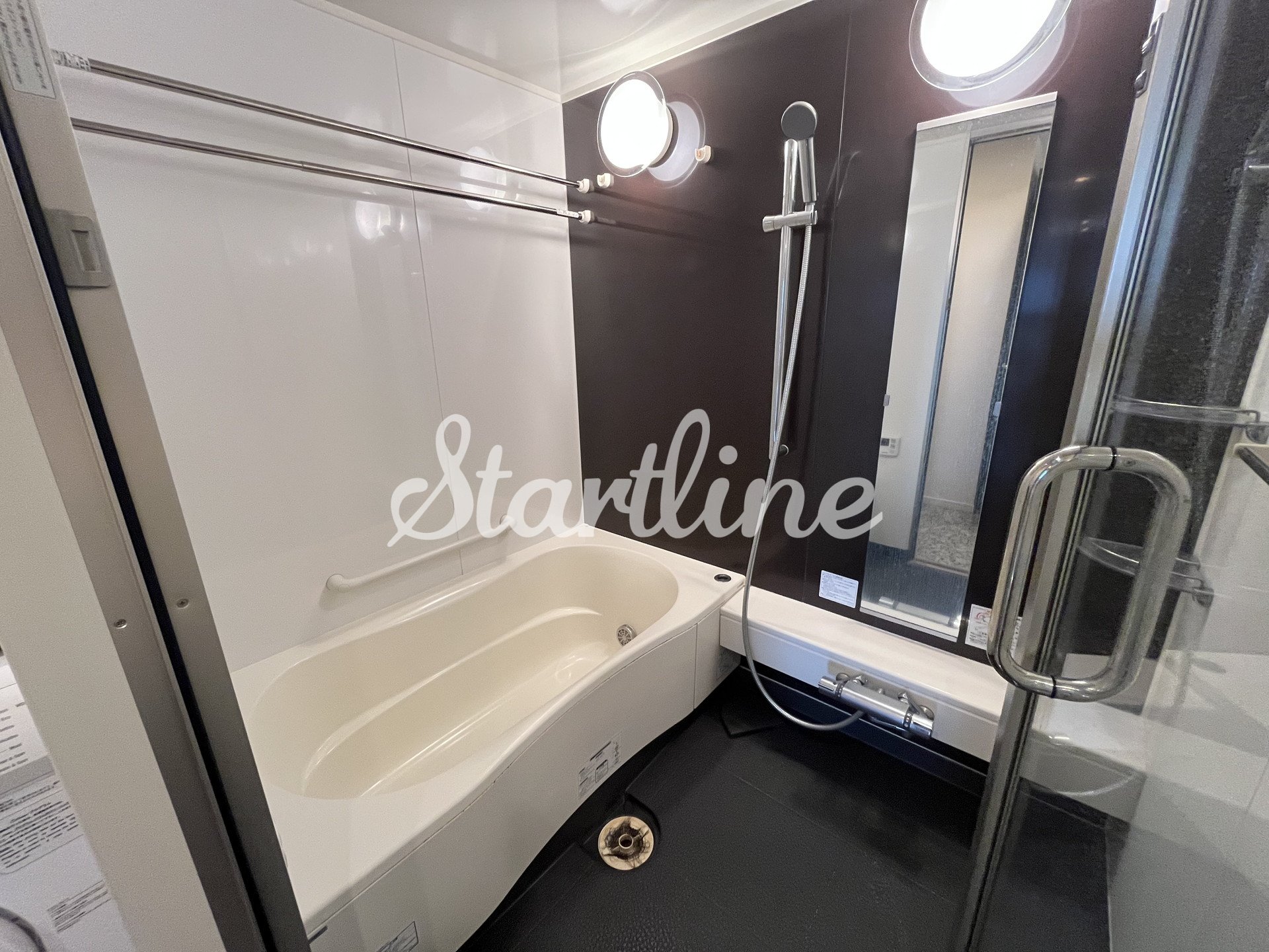 シャワールーム