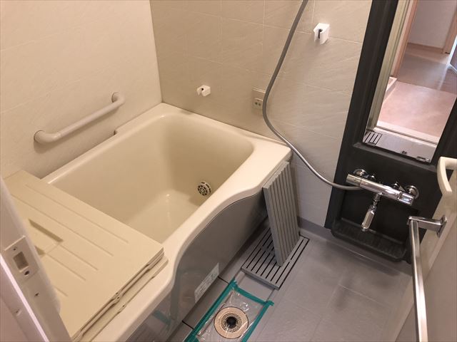 シャワールーム