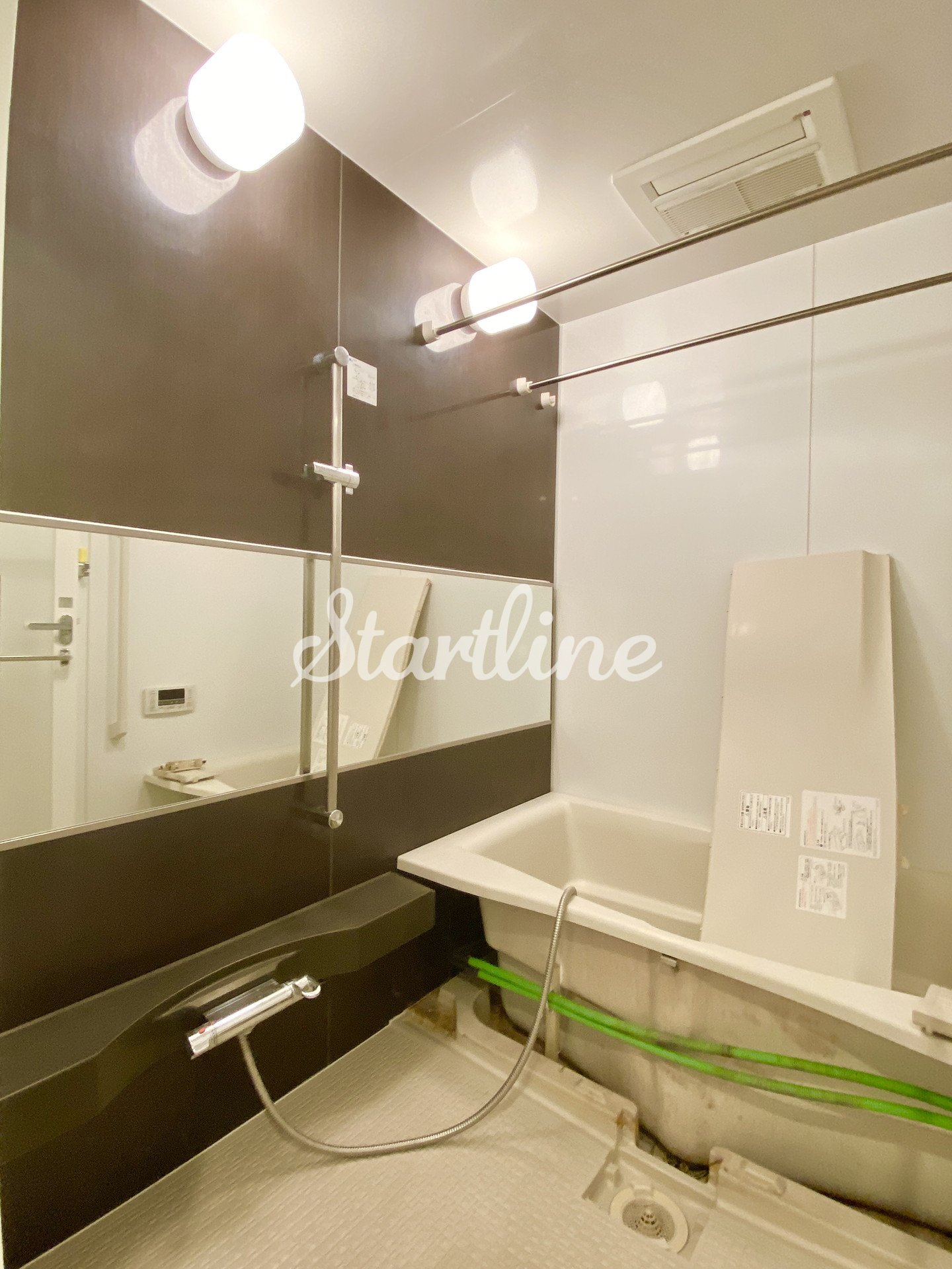 シャワールーム