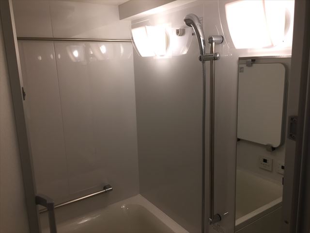 シャワールーム