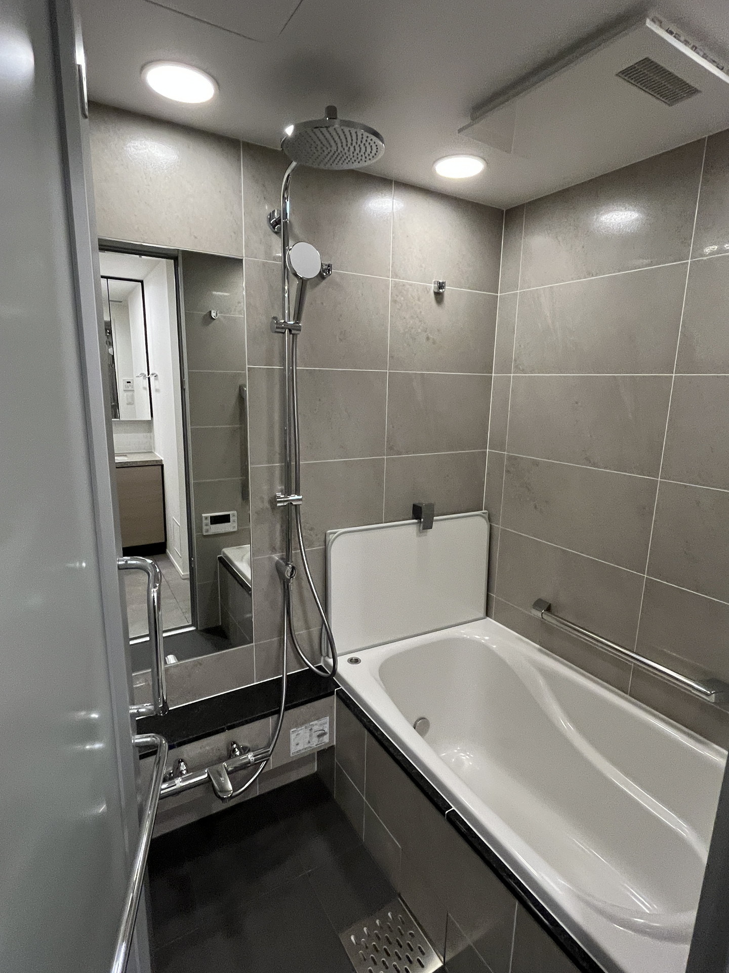 シャワールーム