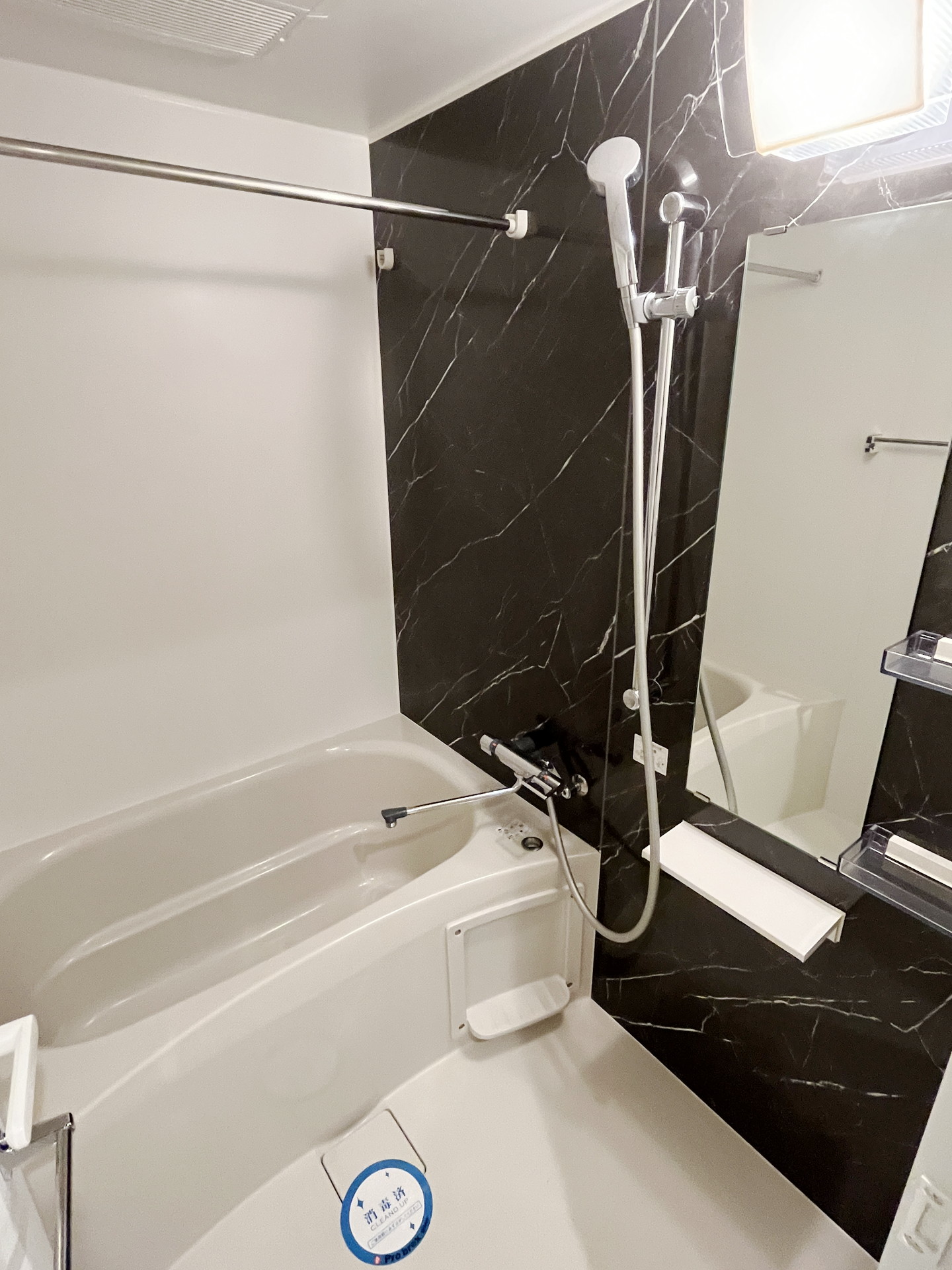 シャワールーム