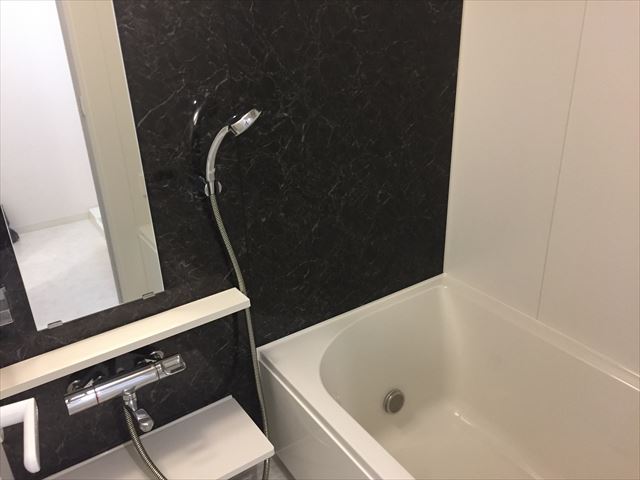 シャワールーム