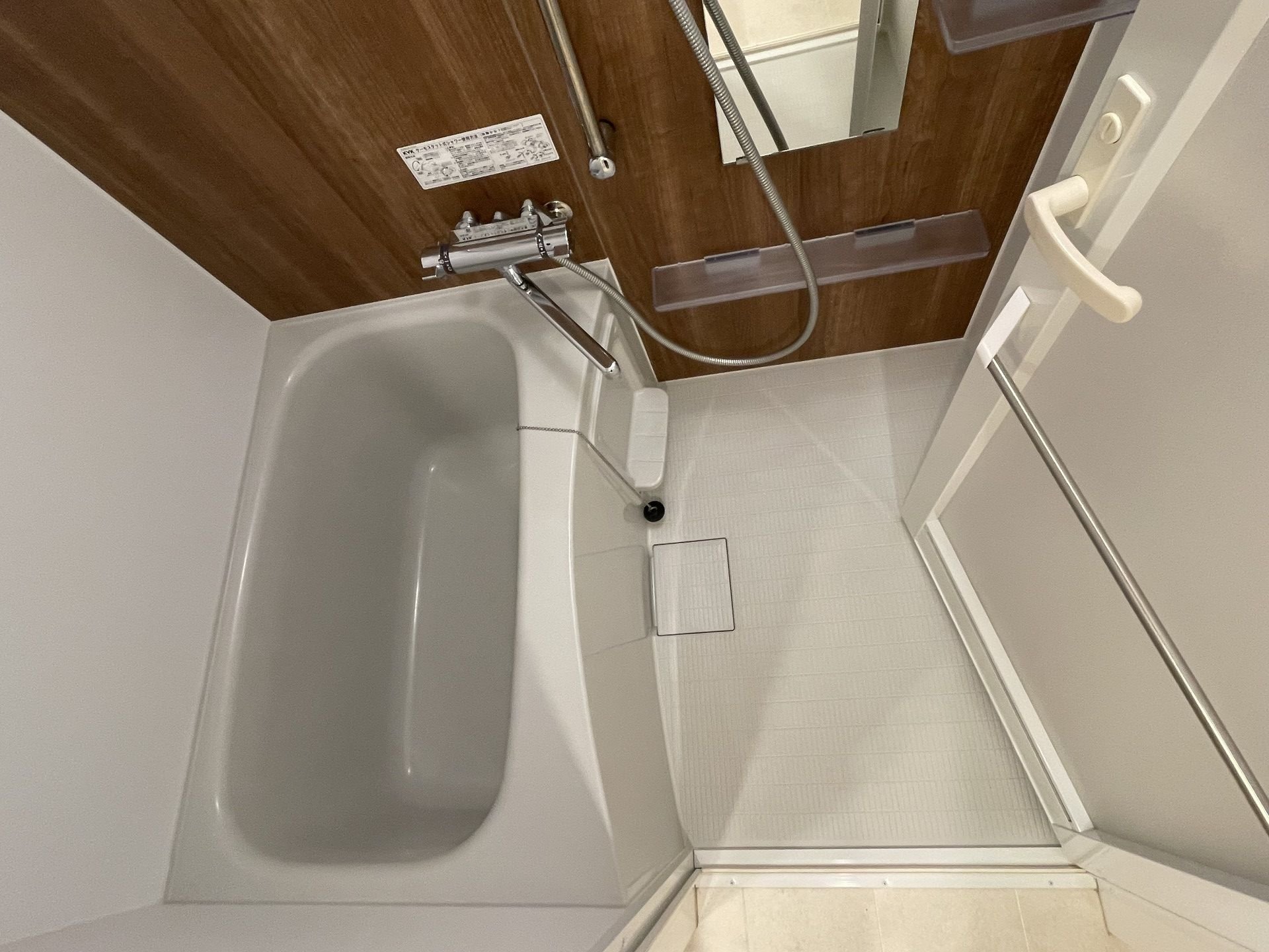 シャワールーム