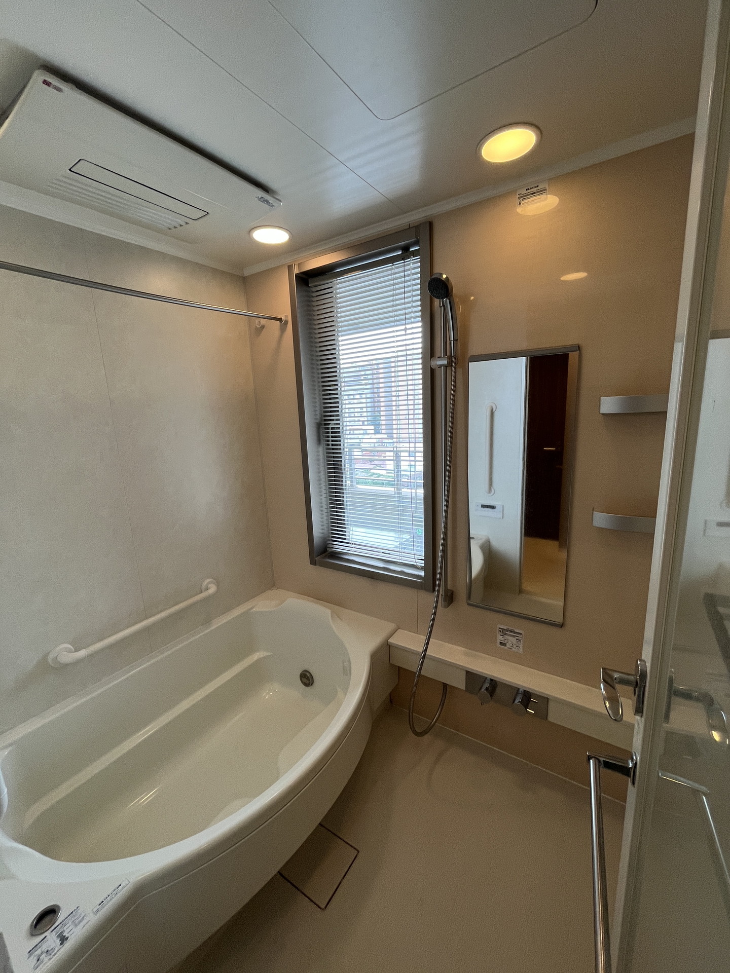 シャワールーム