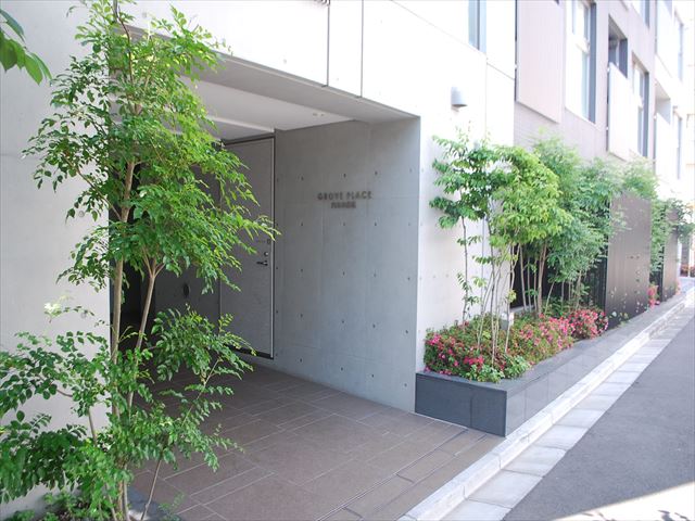 建物エントランス