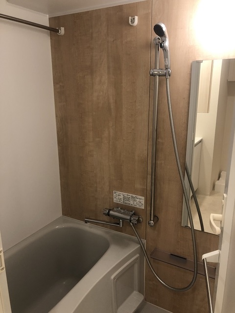 シャワールーム