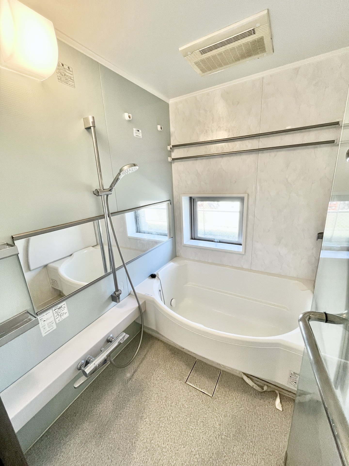 シャワールーム