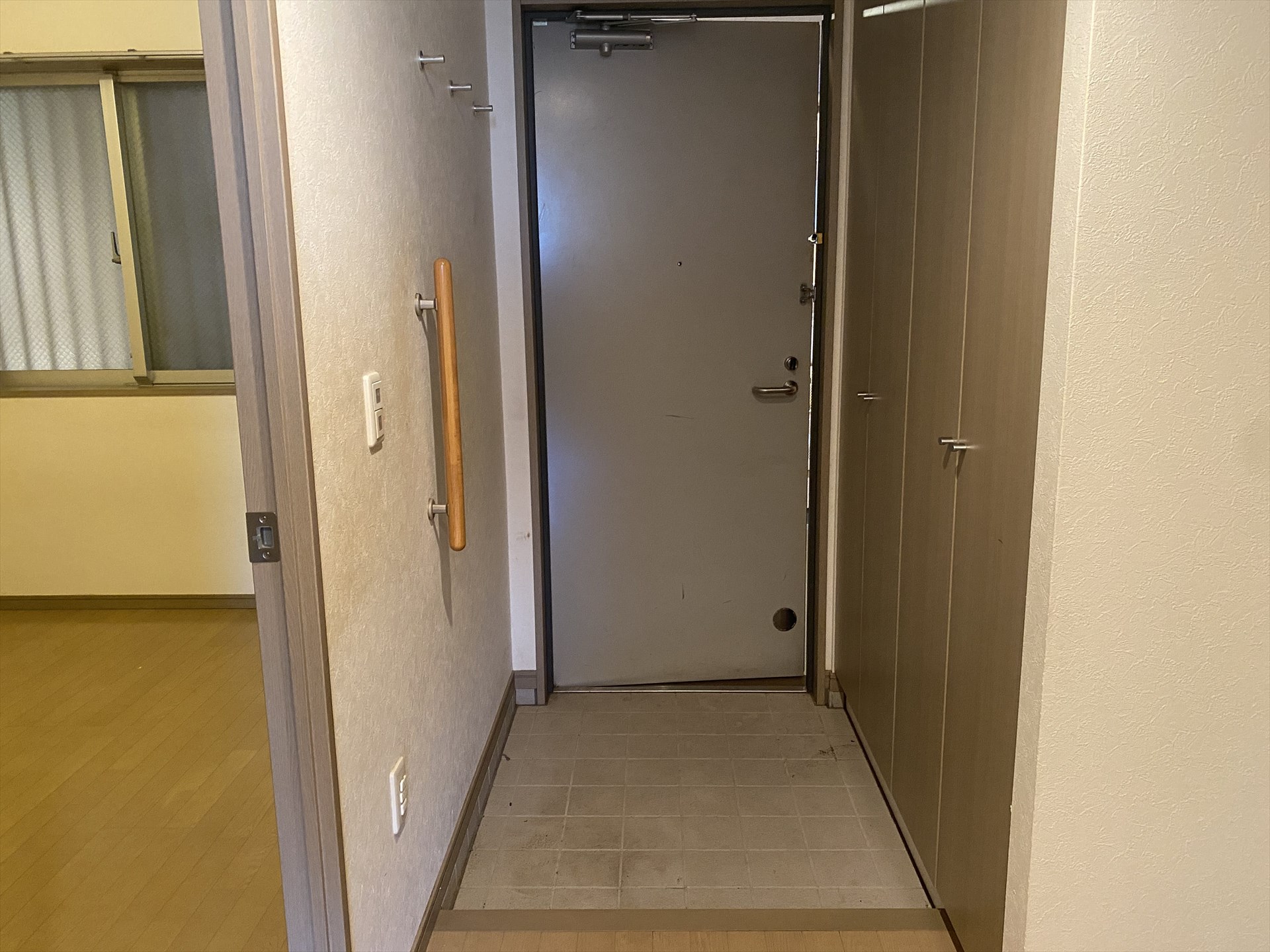 玄関