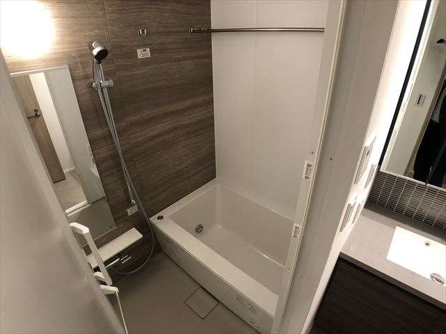 シャワールーム