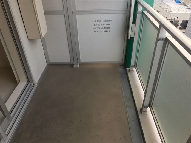バルコニー