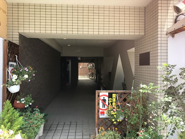 建物エントランス