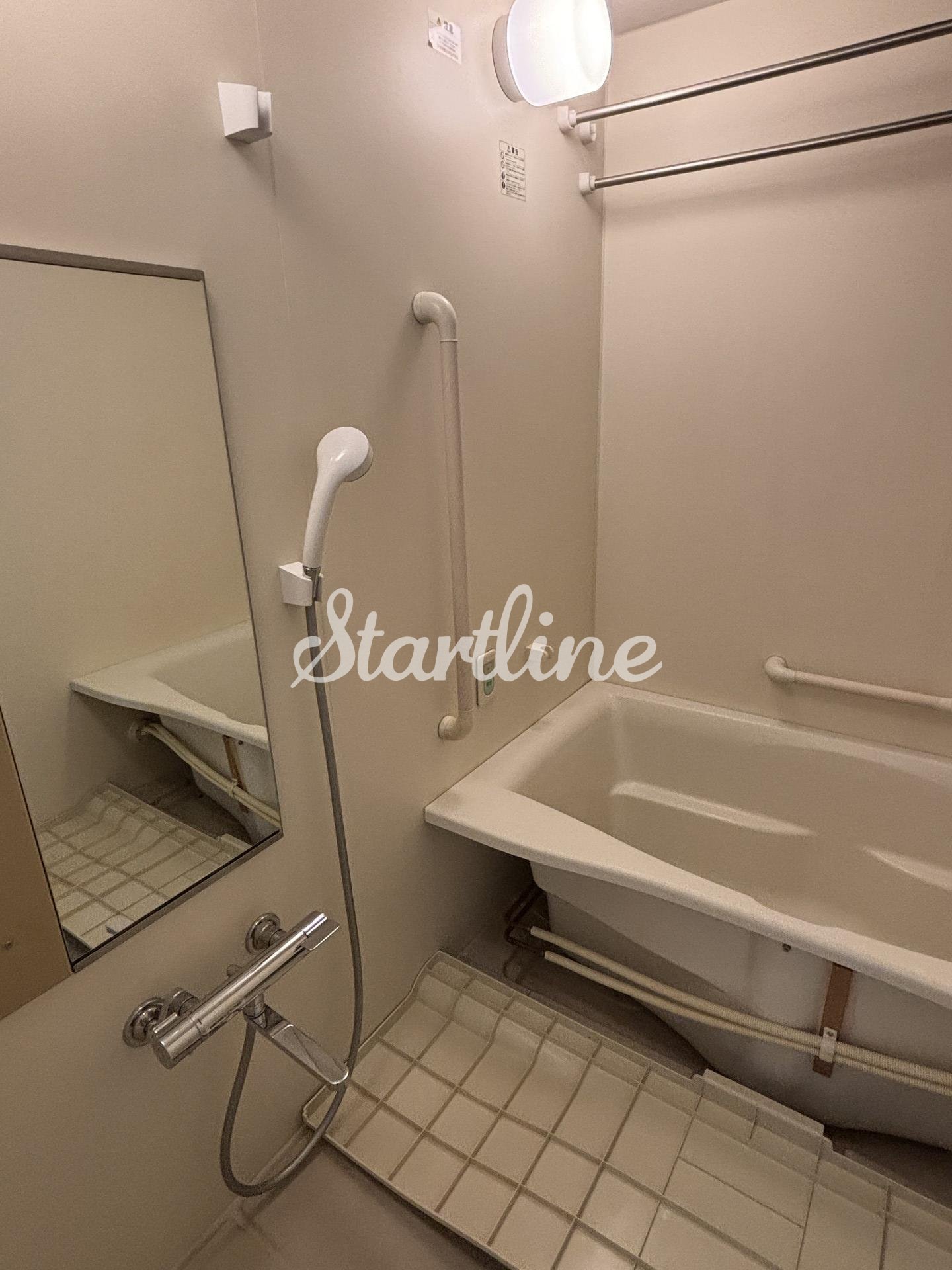 シャワールーム