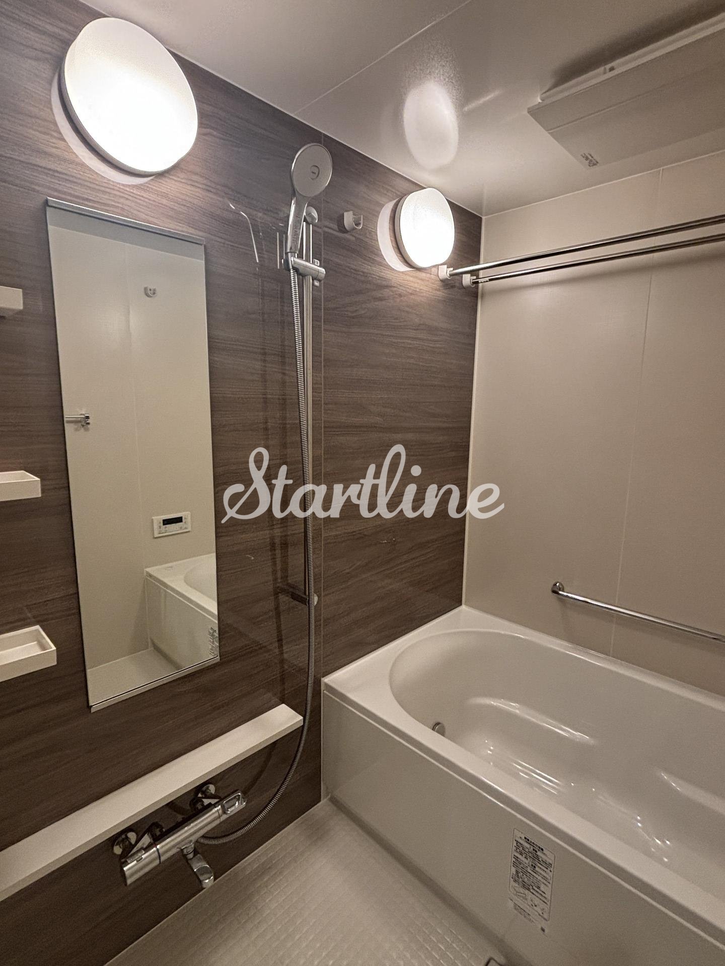 シャワールーム