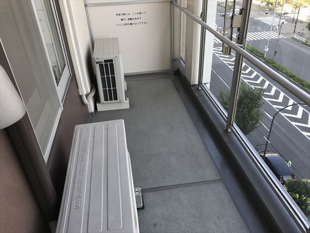 バルコニー