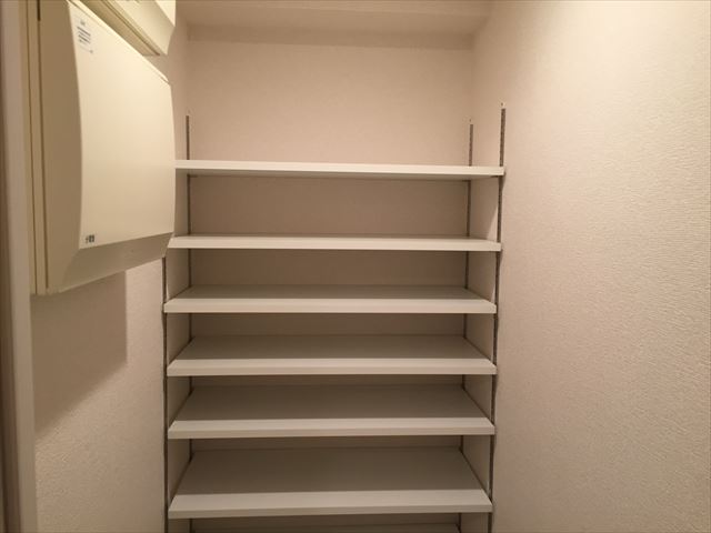 収納