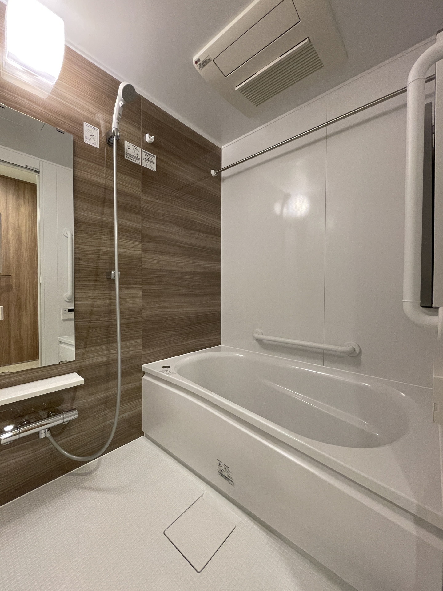 シャワールーム