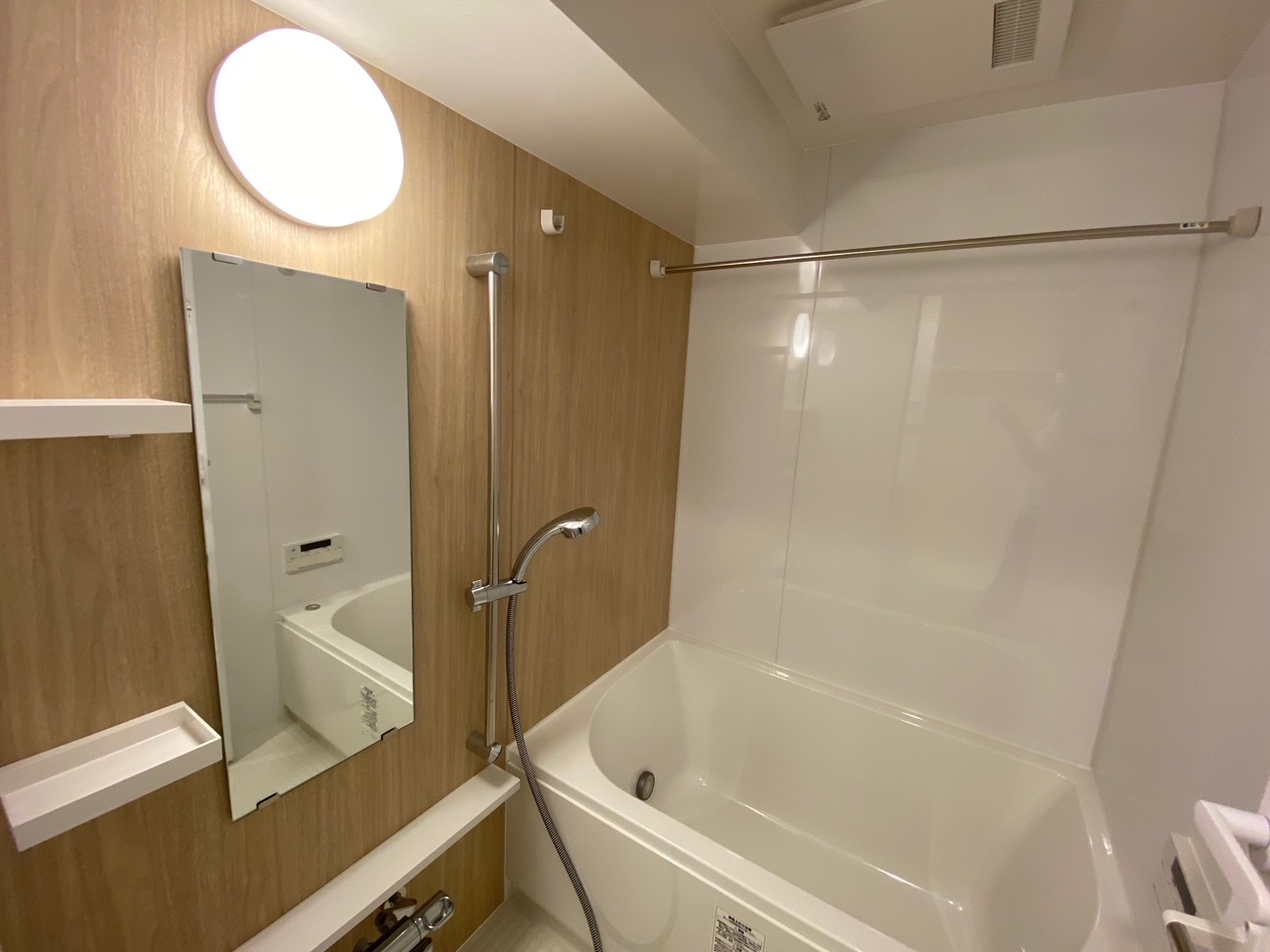 シャワールーム