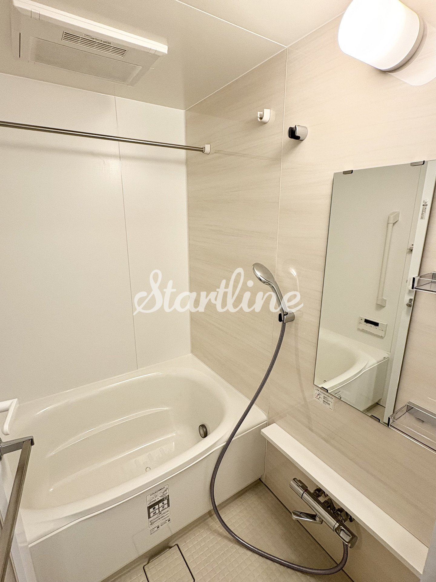 シャワールーム