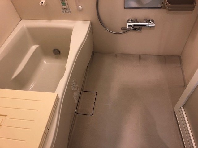 シャワールーム