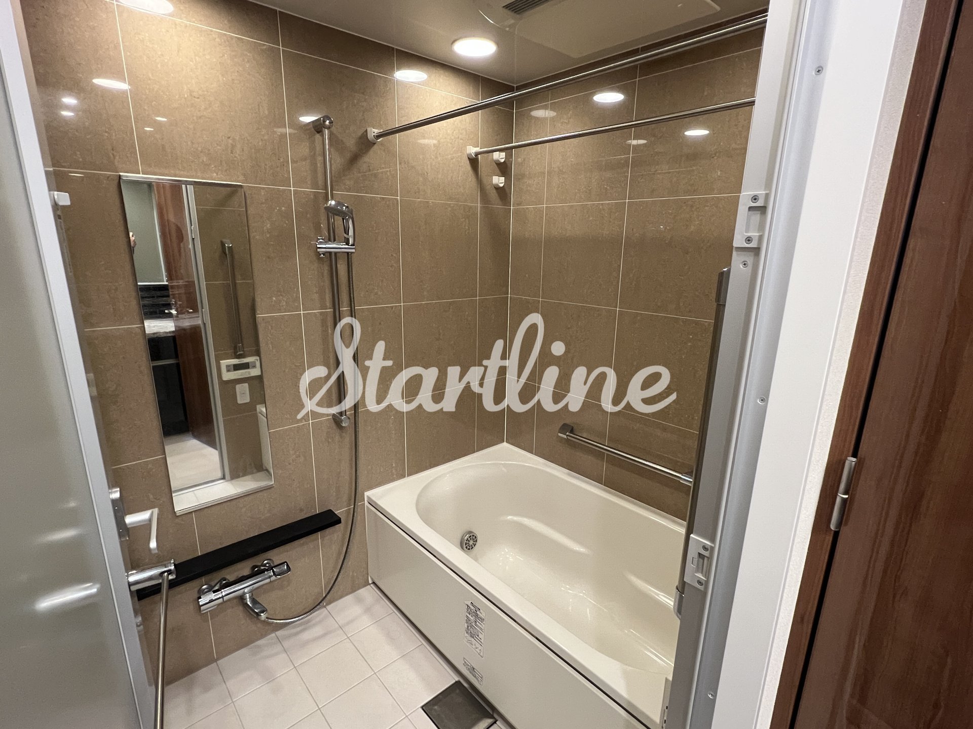 シャワールーム