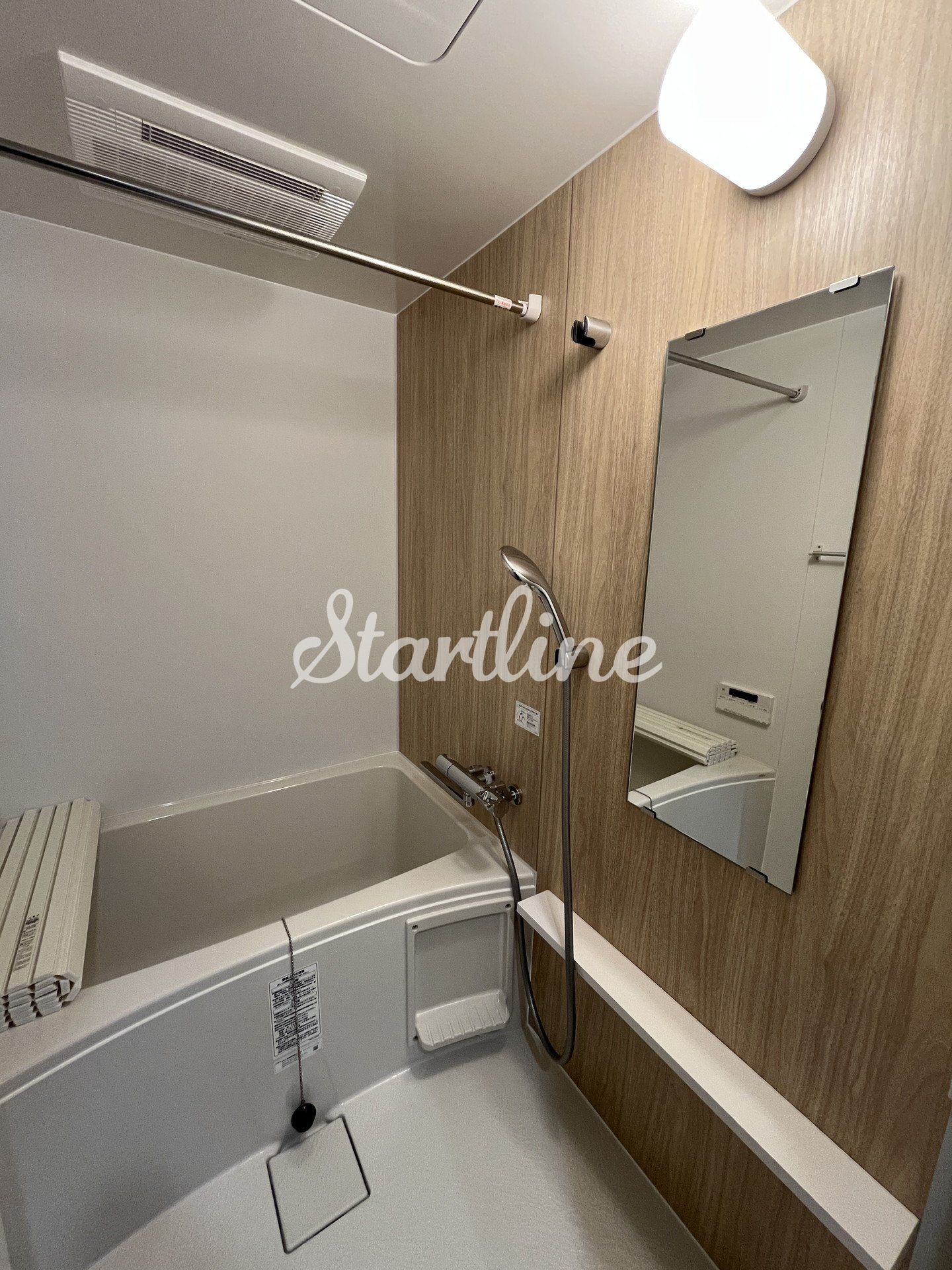 シャワールーム