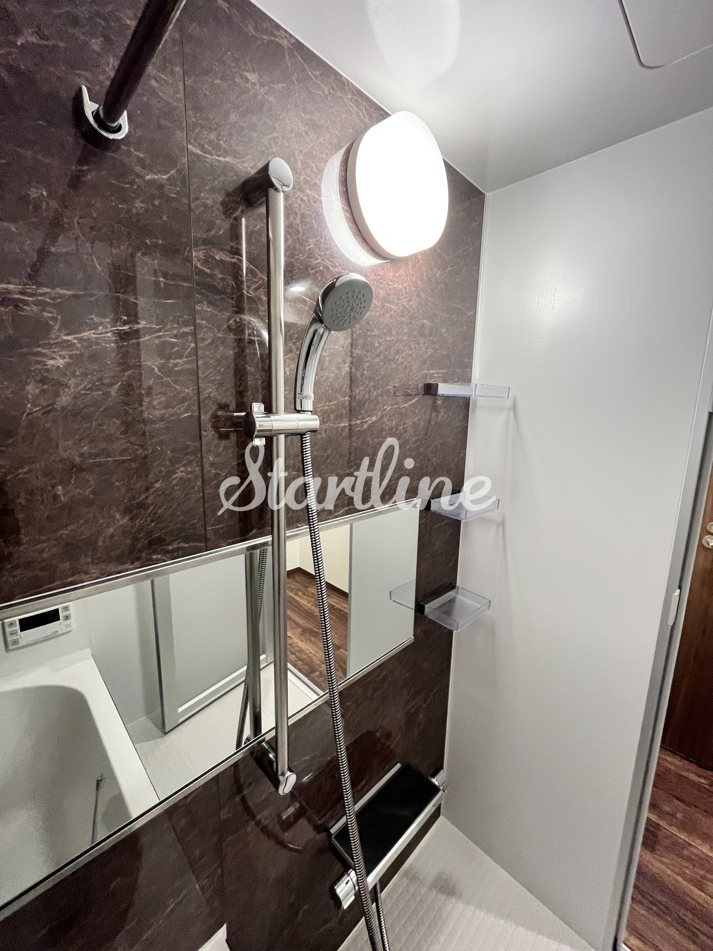 シャワールーム