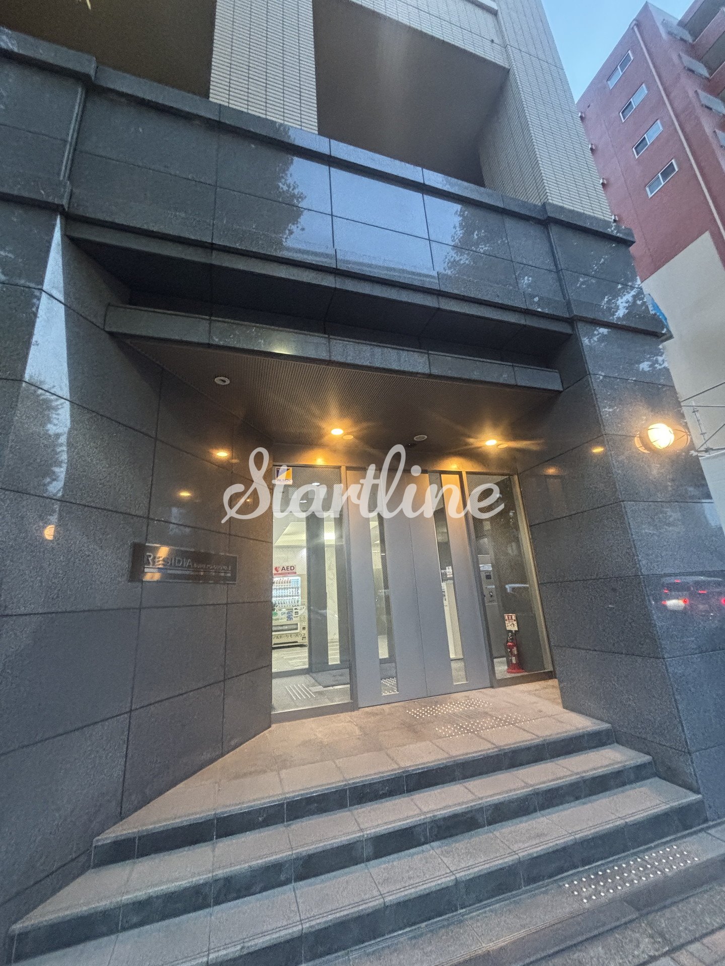 建物エントランス