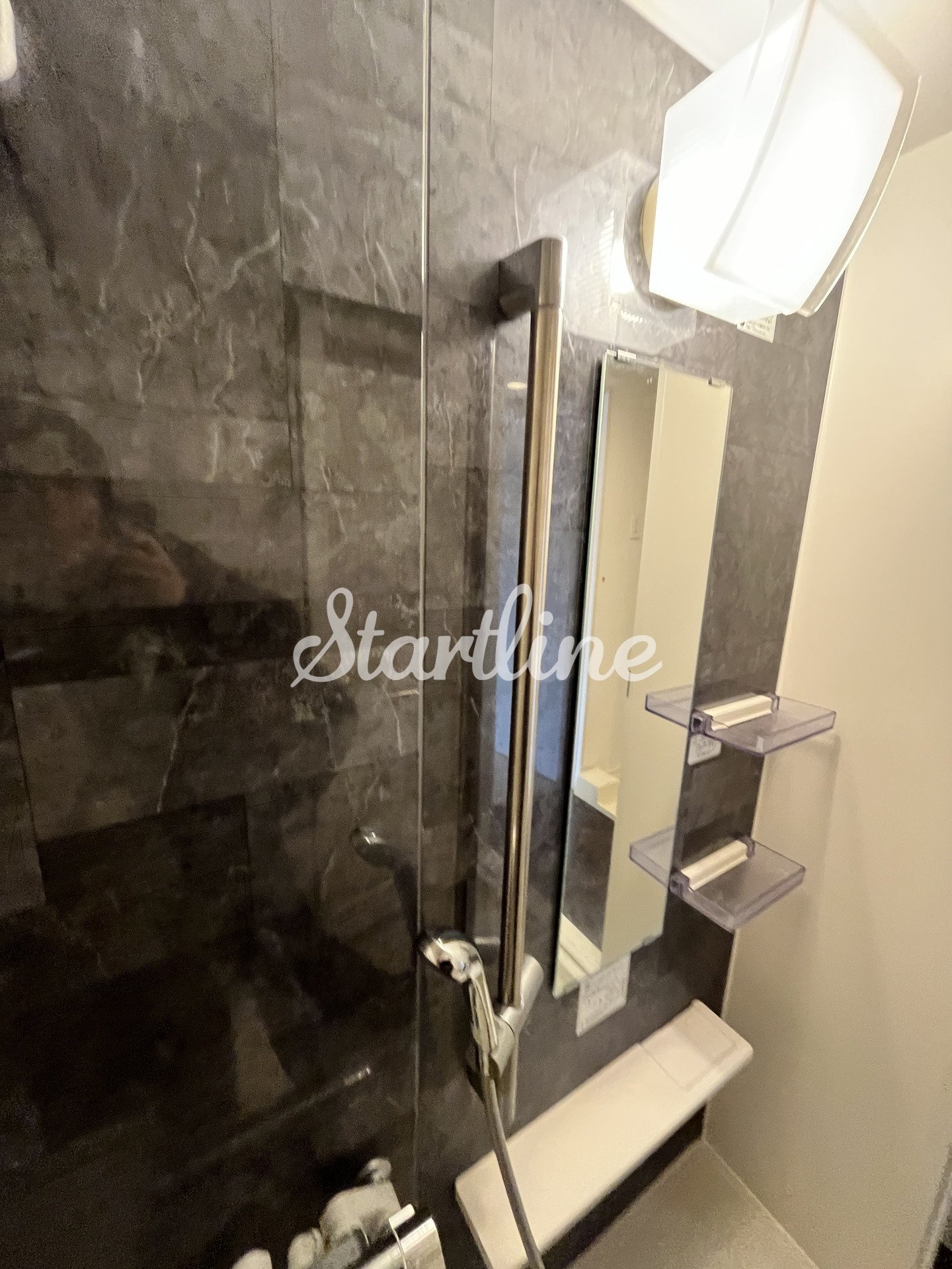 シャワールーム