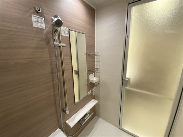 シャワールーム
