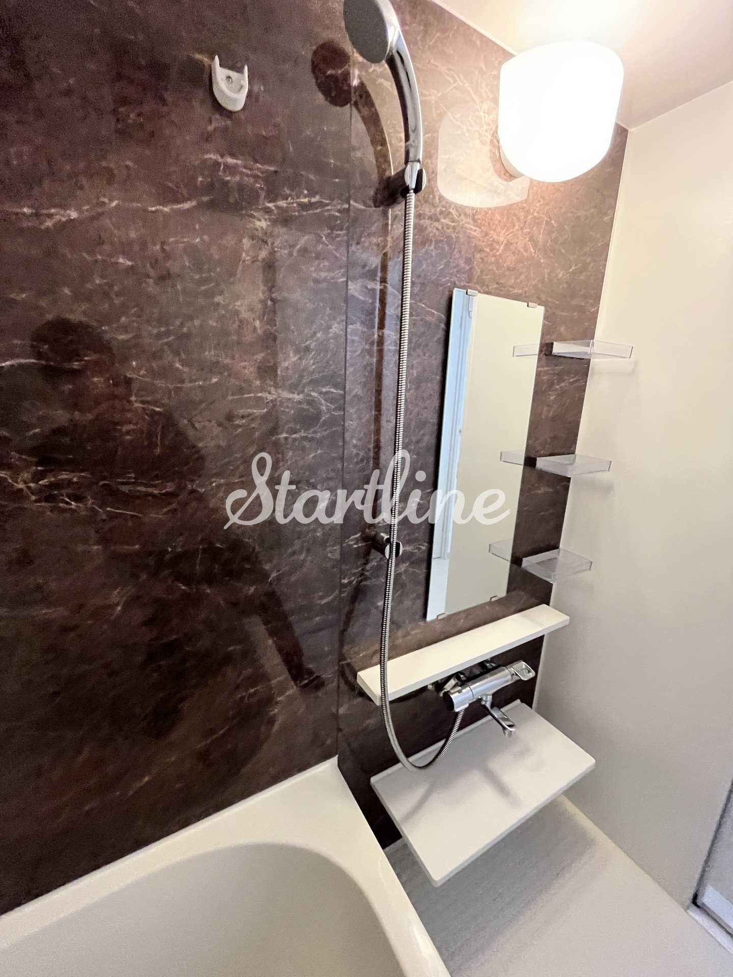 シャワールーム