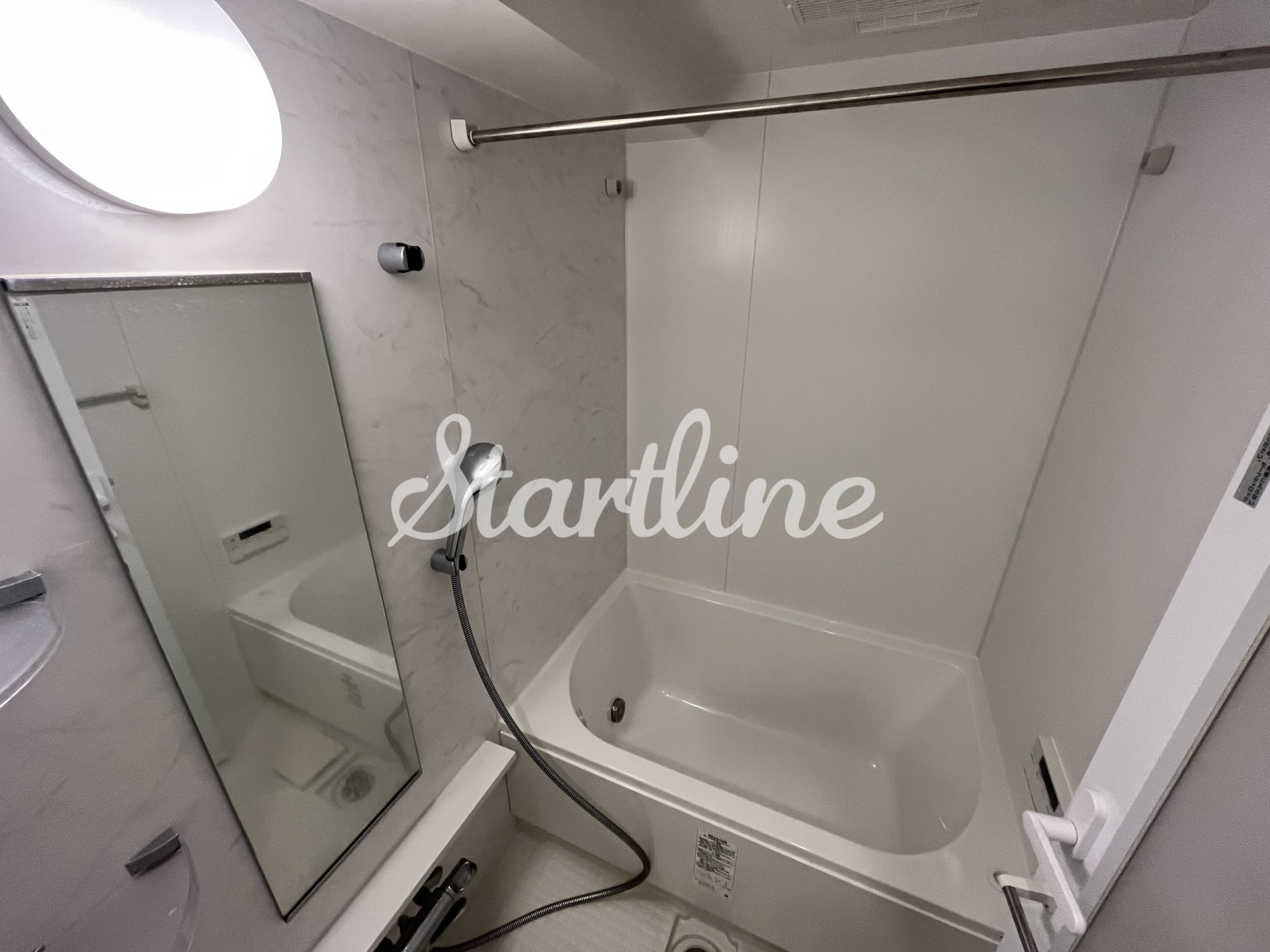 シャワールーム