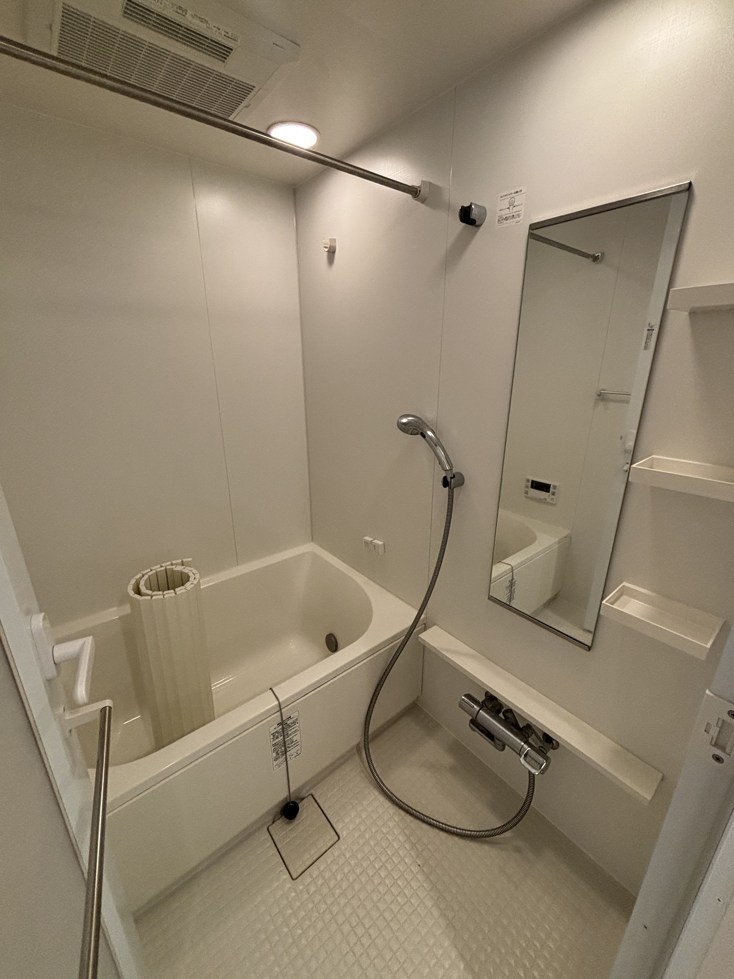 シャワールーム