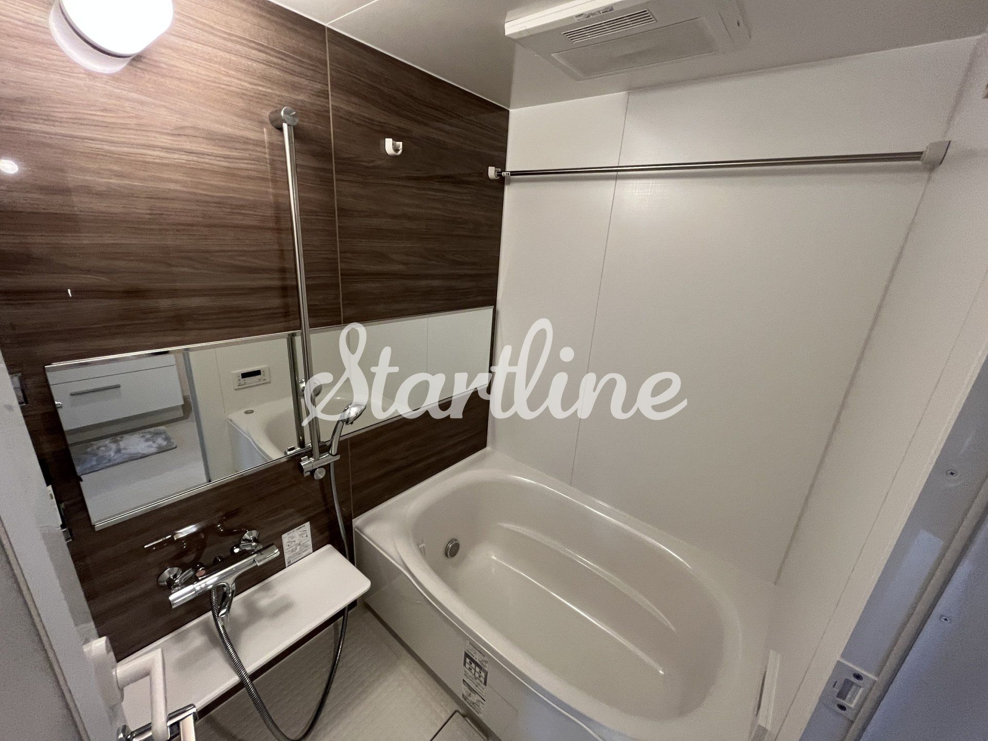 シャワールーム