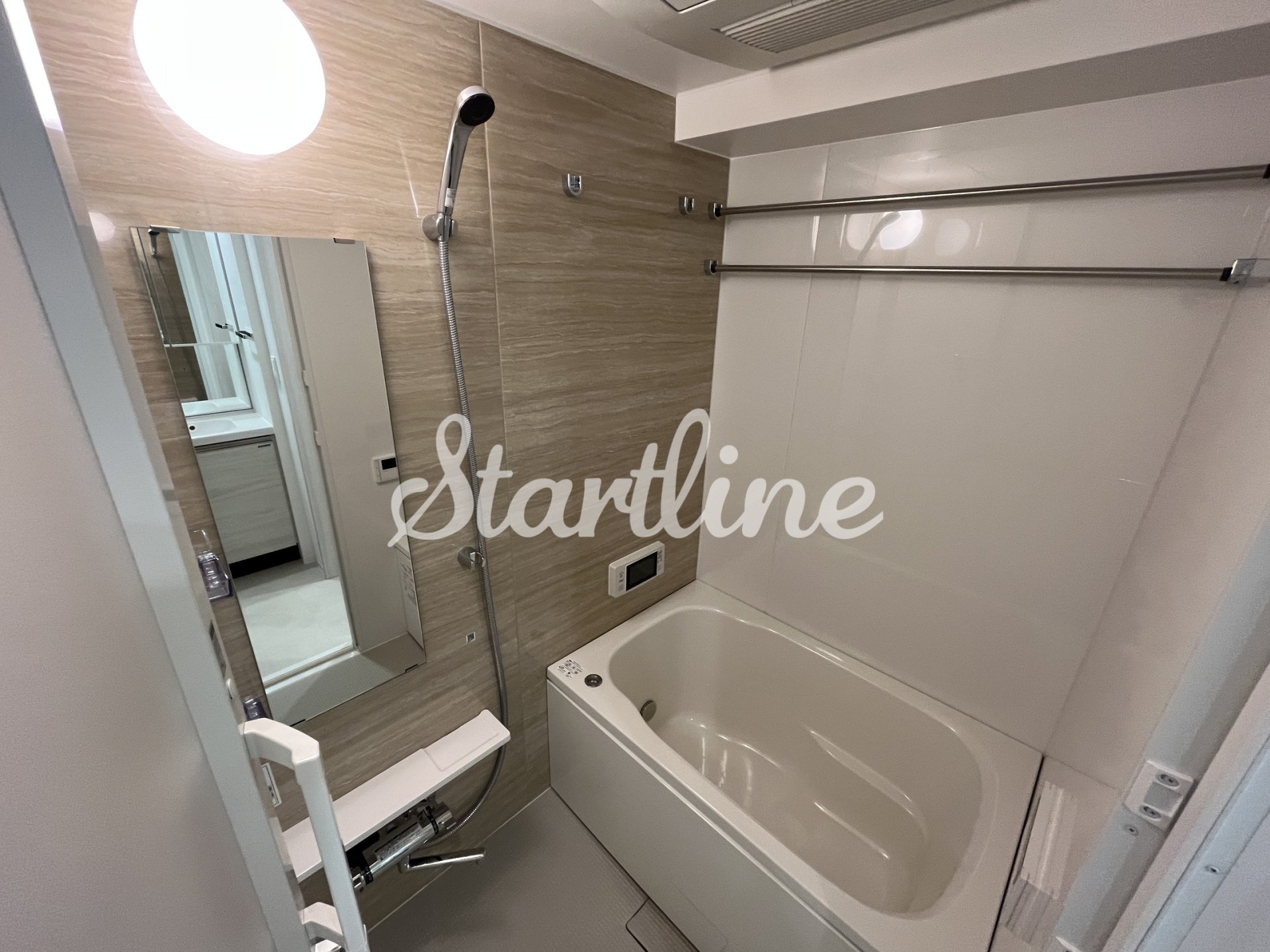 シャワールーム