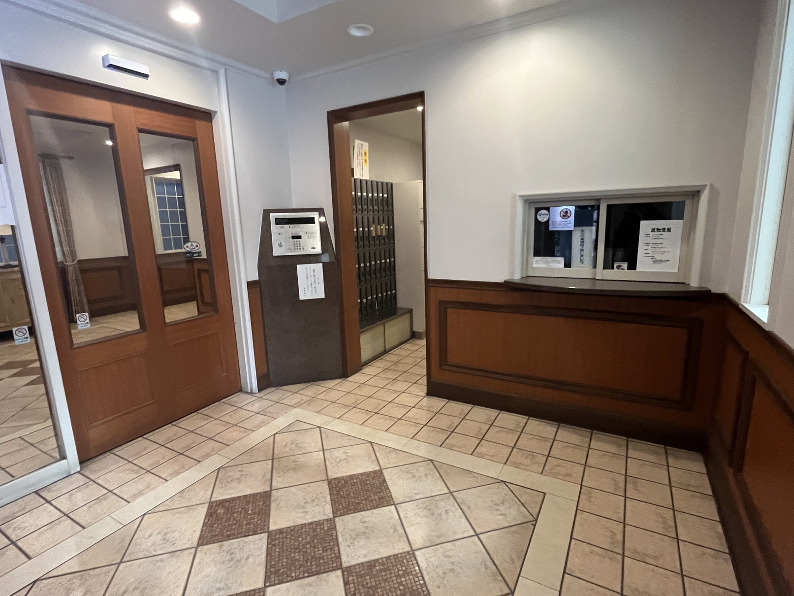 建物エントランス