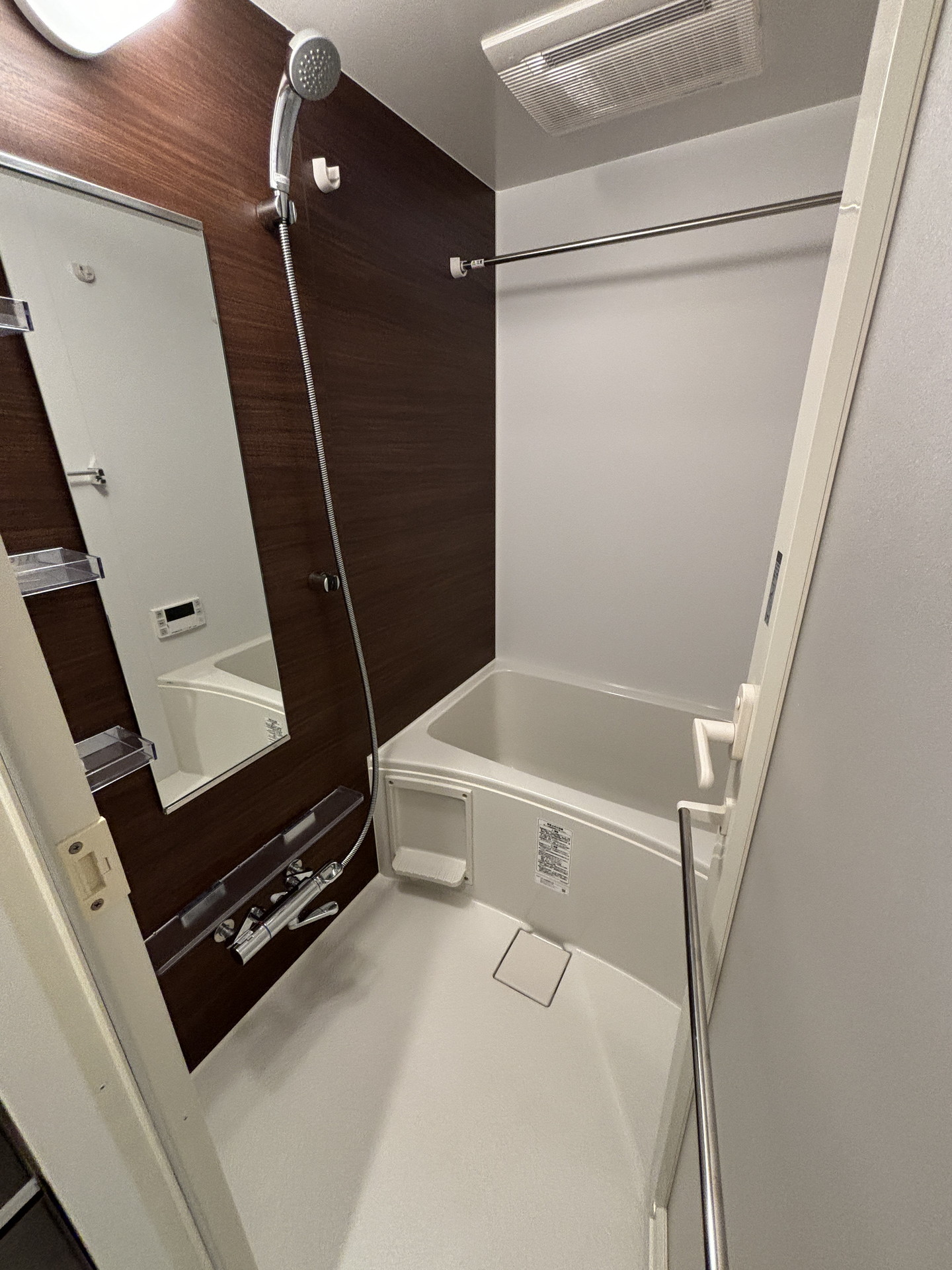 シャワールーム