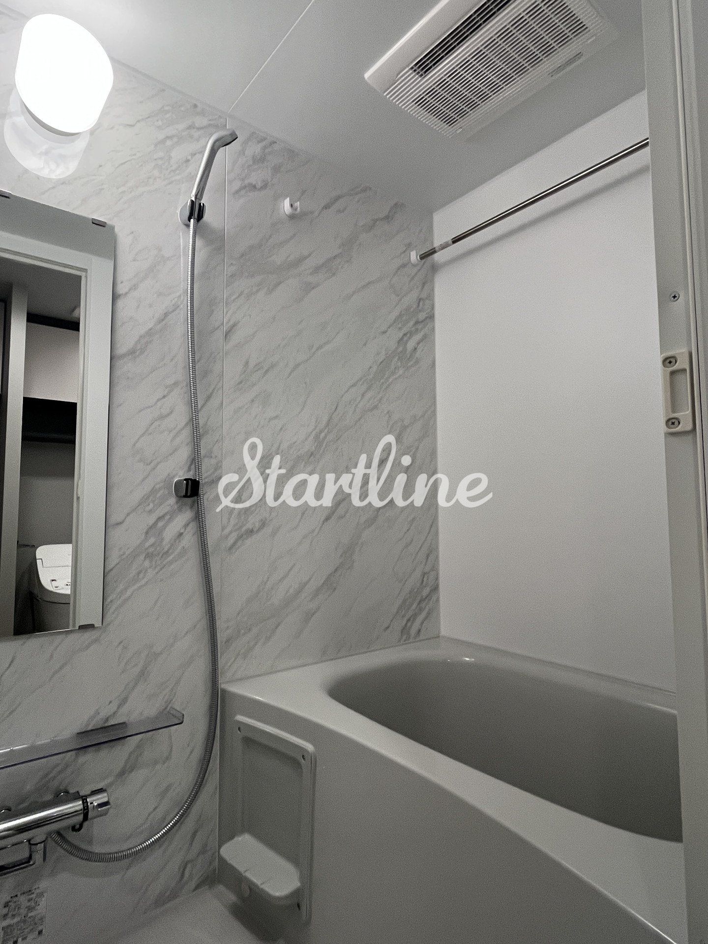 シャワールーム