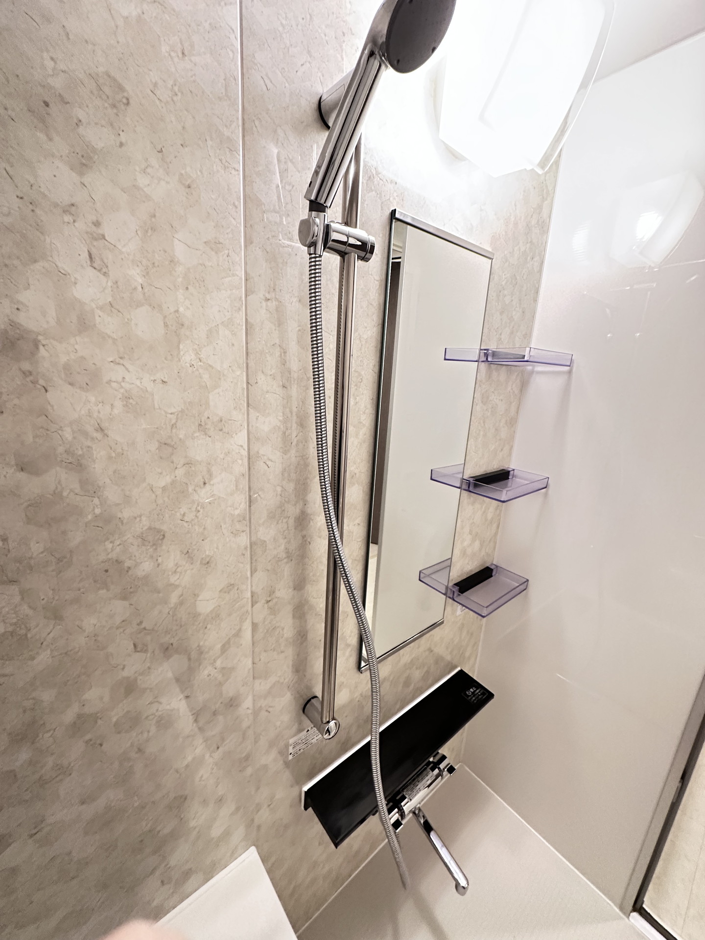 シャワールーム