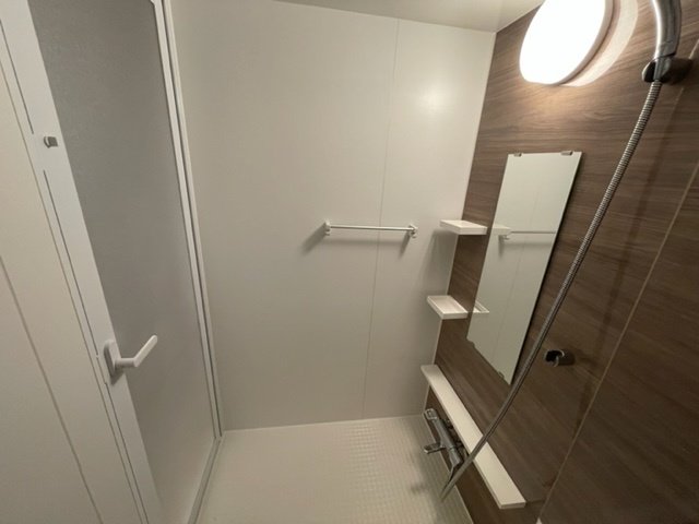 シャワールーム